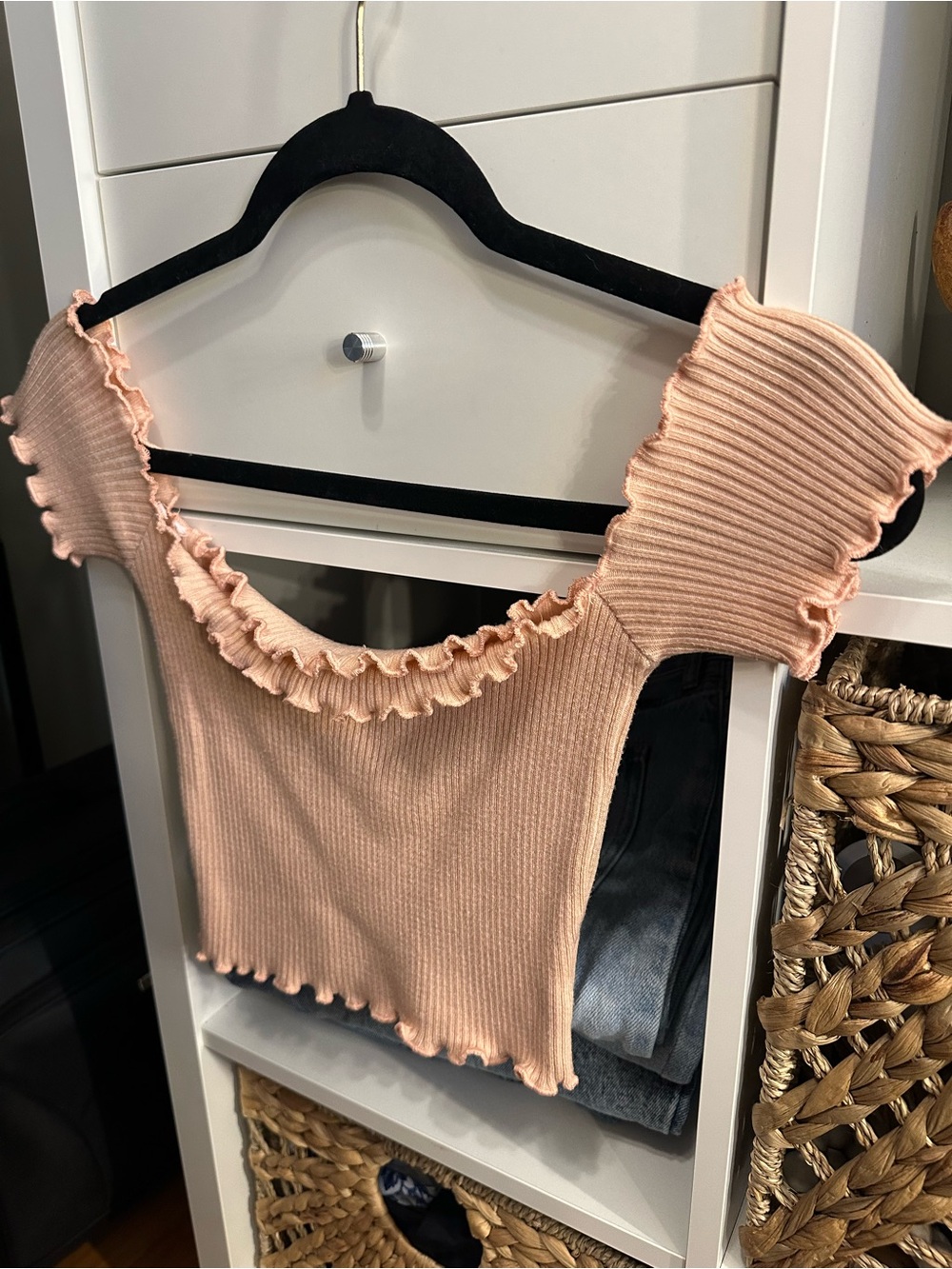 debut Ribbed Ruffle Scoop Crop Top - Light Peach